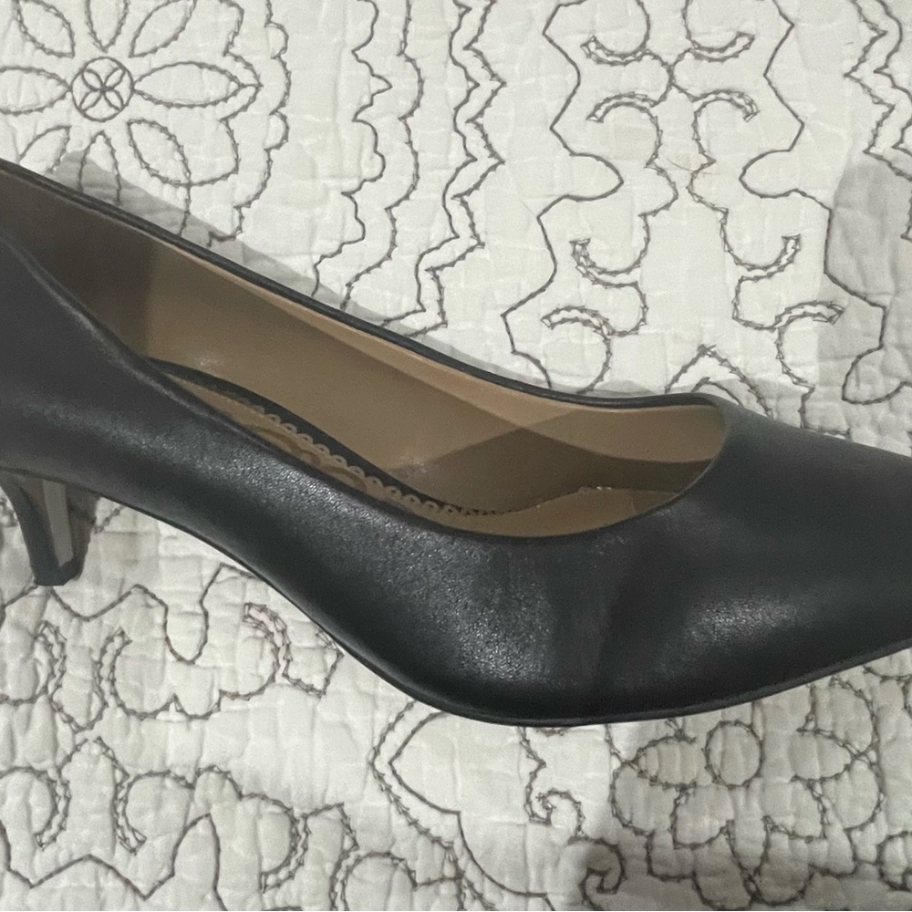 Sam Edelman Dori Kitten Heel - Picture 2 of 4